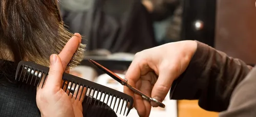 Coupes de cheveux gratuites pour les étudiants sarthois
