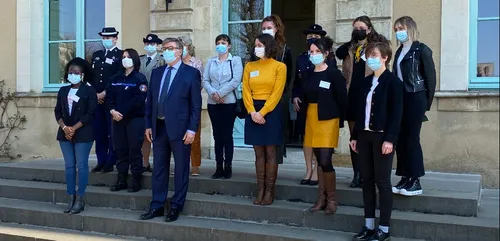 Militaire, surveillante pénitentiaire, agricultrice : des parcours...