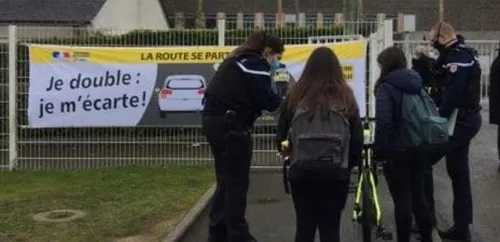Les collégiens de Grez-en-Bouère révisent les règles de conduite à...