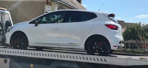 En période probatoire, à près de 180 km/h sur la D309