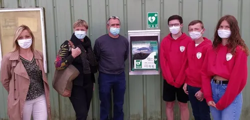 Un nouveau défibrillateur, et bientôt des citoyens formés à s'en...