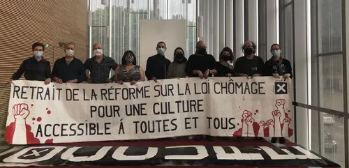 Ils lèvent le camp aux Quinconces, mais restent mobilisés