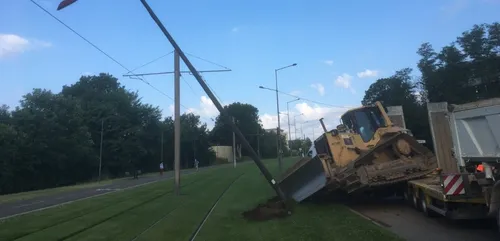 Le Mans : un engin de chantier interrompt le trafic des trams