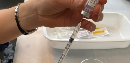 Covid-19 : le préfet appelle les Mayennais à se faire vacciner