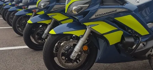 Dans l'Orne, deux gendarmes renversés par une voiture