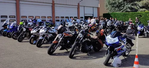 Dans l'Orne, une petite centaine de participants à la journée moto...