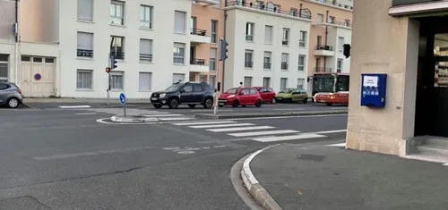 Cycliste grièvement blessé au Mans : la police lance un appel à...
