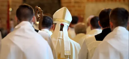 Abus sexuels dans l'église : "Un silence coupable" selon l'évêque...