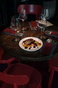 "Rouvrons les restaurants au déjeuner" : demande de trois députés...