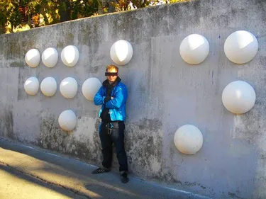 L'artiste The Blind, inventeur du graffiti pour aveugle, présent à...