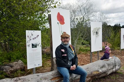 Des photos exposées en pleine nature