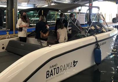 Nouveau service de Batorama à Strasbourg : un bateau taxi électrique 
