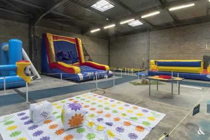 Le Square Indoor : le parc à jeux interdit aux enfants à Geispolsheim