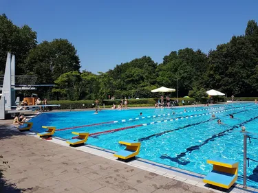 Ces Alsaciens qui se baignent en Allemagne