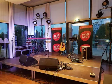 Hoshi et Charlie Winston ont enflammé l'Art Café de Strasbourg