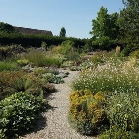 Le Jardin de Marguerite : un écrin bucolique à Plobsheim 