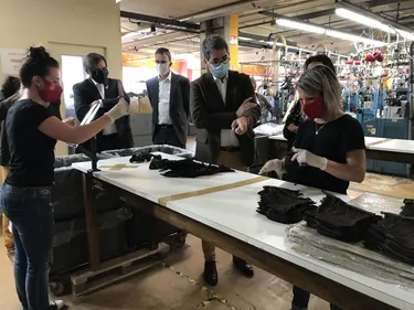 Labonal : des chaussettes aux masques