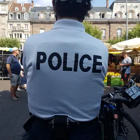 La police vous propose de mener l'enquête