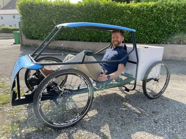 Une vélo-voiture créée en Alsace
