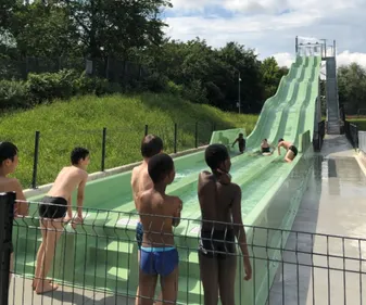 Strasbourg : tout schuss au pentaglisse de la piscine de Hautepierre !