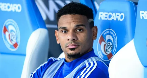 Un départ et une arrivée au Racing