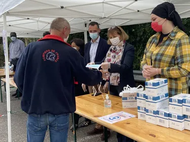 Covid-19 : seuil d'alerte à Strasbourg et distribution de masques...