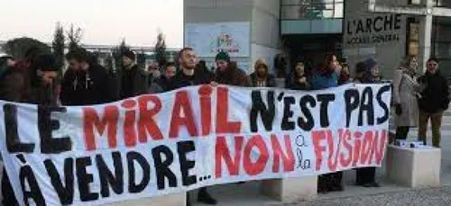 Université Jean-Jaurès bloquée