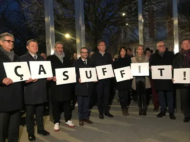 A Toulouse, plusieurs centaines de personnes rassemblées contre...