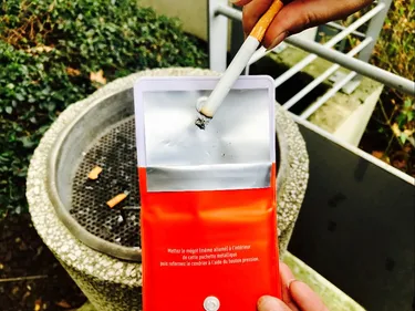 Toulouse veut faire la chasse aux mégots jetés dans les rues de la...