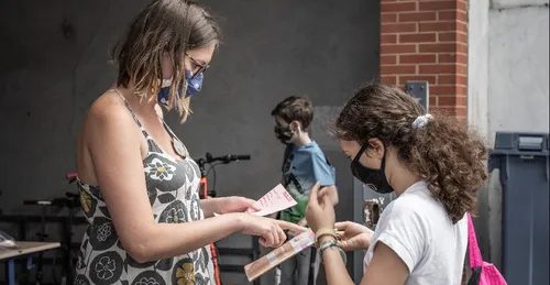 Coronavirus : le masque bientôt obligatoire devant les écoles de...