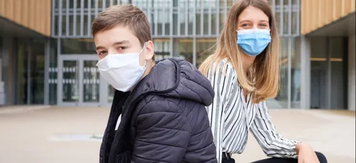 Confinement : Des masques gratuits pour les élèves dès l'âge de 6...