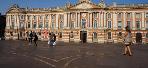 Toulouse. Manifestation de soutien au collectif Mix'art Myrys ce...