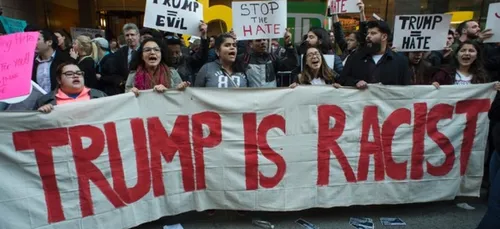 Deux jours après son investiture, Trump rassemble ... mais contre lui.