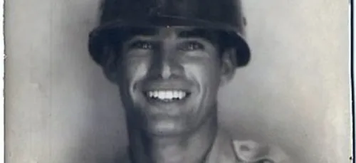 (Photo) Ce militaire a fait craquer toutes les femmes avec une...