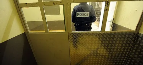 Ce qu'a fait ce policier à ce détenu est tout simplement ridicule !