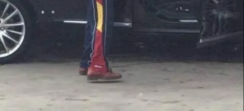 La photo de cette homme lévitant au dessus du sol renverse Internet !