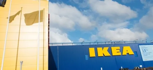 A Ikea, cet homme tente de voler ... un lit !