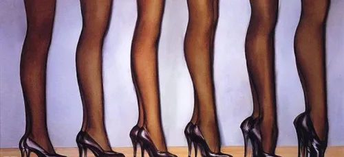 Les américaines ne savent pas marcher avec des talons ?!