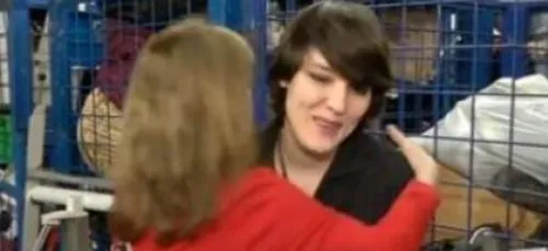 Cette femme offre par erreur une chemise à plus de 7500 euros !