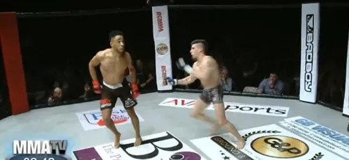 Ce combattant MMA fait un peu trop le malin (vidéo)
