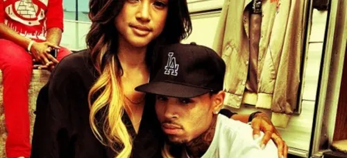 CHRIS BROWN MONTRE LES FESSES DE KARRUECHE TRAN SUR INSTA! (PHOTO)