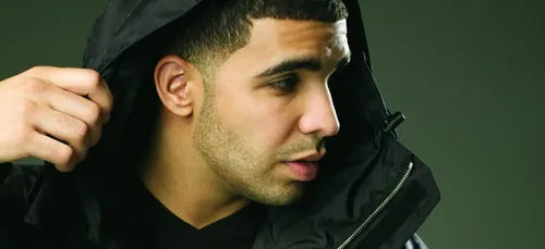 Drake : les photos de la femme qui lui a fait oublier Rihanna !