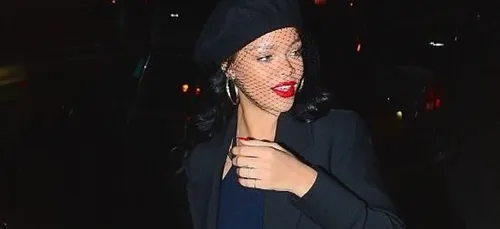Rihanna adulée au Mugler Ball ! (Vidéo)