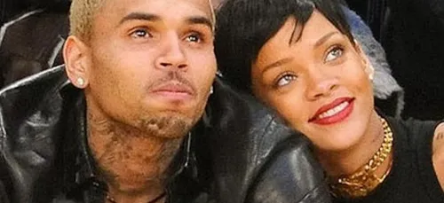 Chris Brown : interdit d'envoyer des textos à Rihanna !