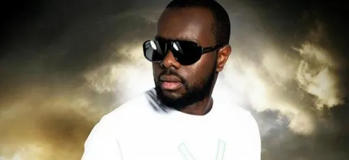 Maître Gims se remet à kicker ! (Vidéo)