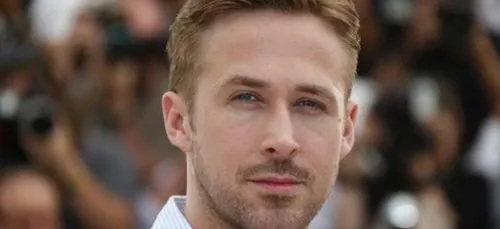 Ryan Gosling aide une fan à faire sa demande ! (Vidéo)