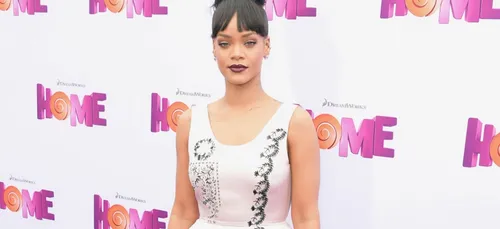 Rihanna amène sa nièce à la première de son film ! (Photos)