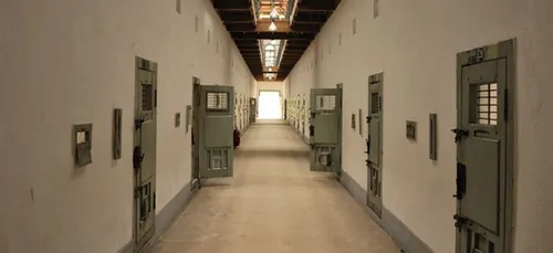 Un prisonnier s'échappe de la prison des baumettes à Marseille !...