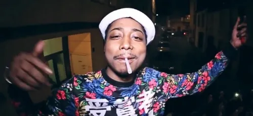 Guizmo : "J'arrête de boire, j'arrête de fumer" !