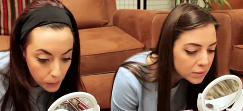 Choc : Elles se ressemblent comme deux jumelles mais ne connaissent...